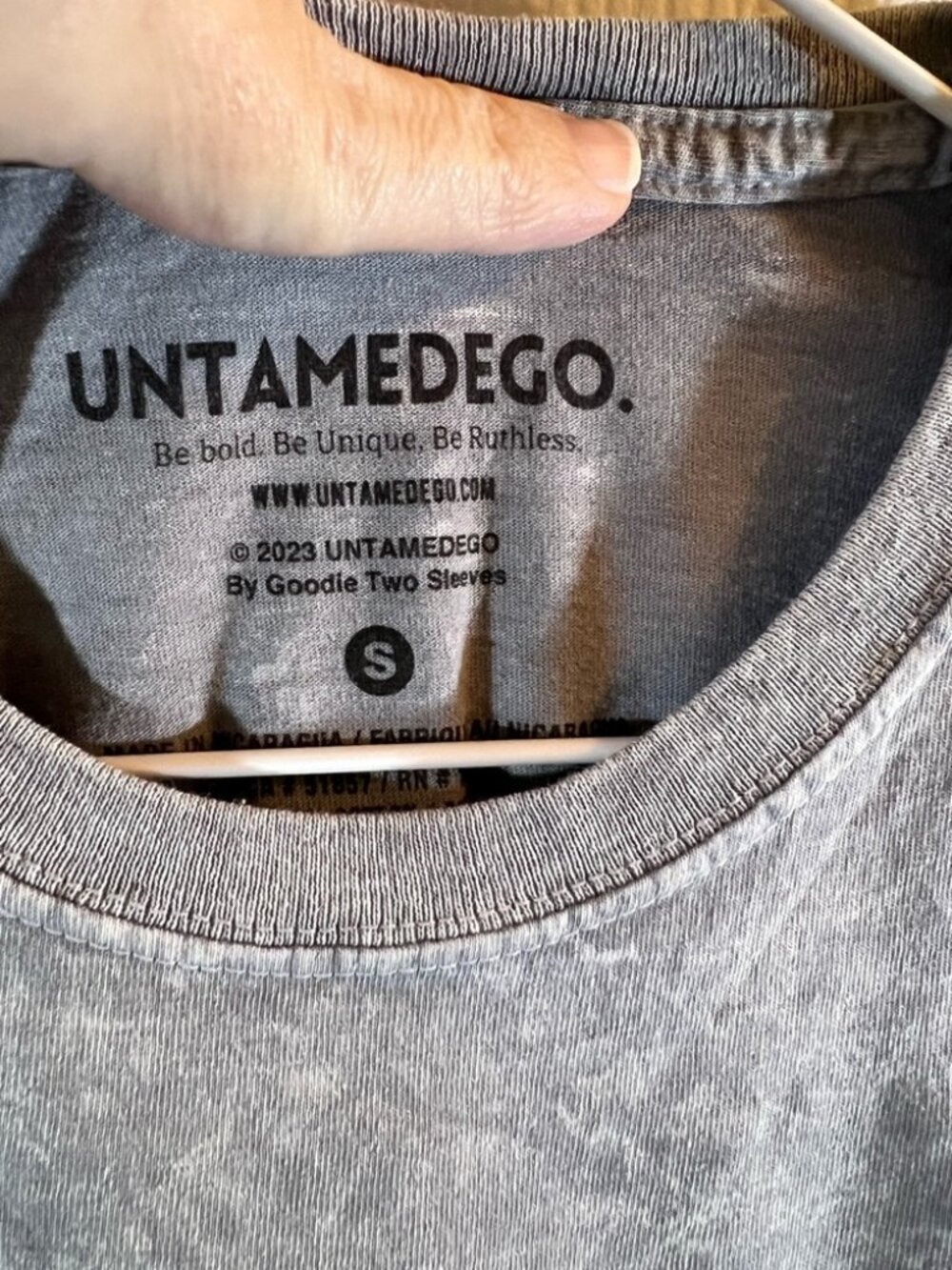 Untamedego Spencer’s Women’s Graphic TShirt- Light Gray- Size Small - Picture 5 of 6